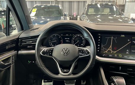 Volkswagen Touareg III, 2020 год, 6 600 000 рублей, 34 фотография