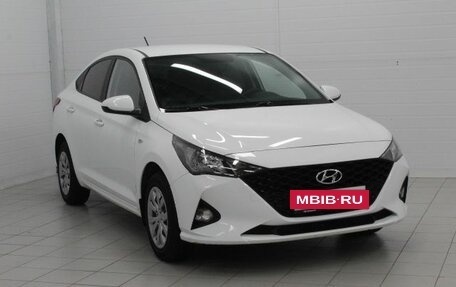 Hyundai Solaris II рестайлинг, 2020 год, 1 650 000 рублей, 3 фотография