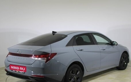 Hyundai Elantra, 2021 год, 2 250 000 рублей, 5 фотография