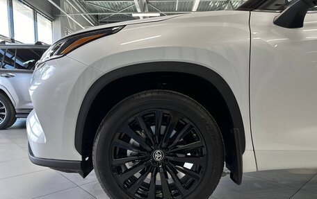 Toyota Highlander, 2023 год, 7 750 000 рублей, 7 фотография