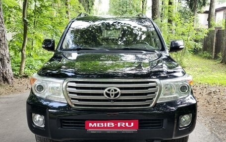 Toyota Land Cruiser 200, 2012 год, 4 800 000 рублей, 2 фотография