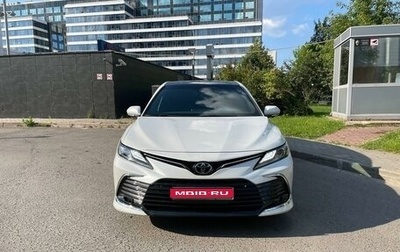 Toyota Camry, 2022 год, 3 745 000 рублей, 1 фотография