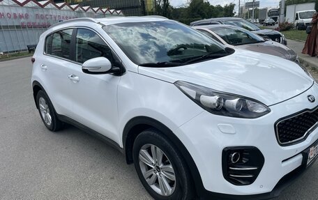 KIA Sportage IV рестайлинг, 2018 год, 2 370 000 рублей, 2 фотография