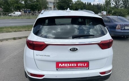 KIA Sportage IV рестайлинг, 2018 год, 2 370 000 рублей, 5 фотография