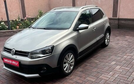 Volkswagen Polo VI (EU Market), 2012 год, 850 000 рублей, 1 фотография