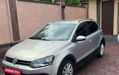 Volkswagen Polo VI (EU Market), 2012 год, 850 000 рублей, 2 фотография