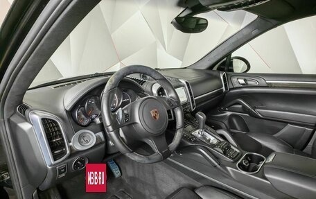 Porsche Cayenne III, 2011 год, 2 699 000 рублей, 14 фотография