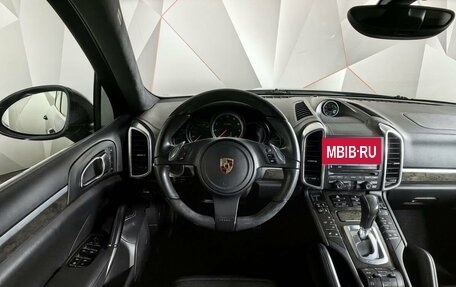 Porsche Cayenne III, 2011 год, 2 699 000 рублей, 15 фотография