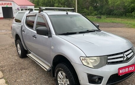 Mitsubishi L200 IV рестайлинг, 2010 год, 999 999 рублей, 4 фотография