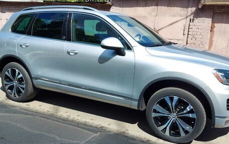 Volkswagen Touareg III, 2016 год, 3 370 000 рублей, 7 фотография