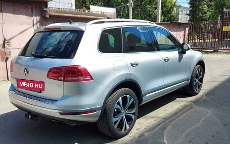 Volkswagen Touareg III, 2016 год, 3 370 000 рублей, 4 фотография