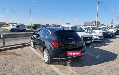 Opel Astra J, 2013 год, 1 350 000 рублей, 2 фотография