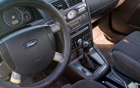 Ford Mondeo III, 2004 год, 385 000 рублей, 2 фотография