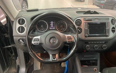 Volkswagen Tiguan I, 2016 год, 1 879 000 рублей, 6 фотография