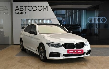 BMW 5 серия, 2019 год, 4 297 000 рублей, 3 фотография