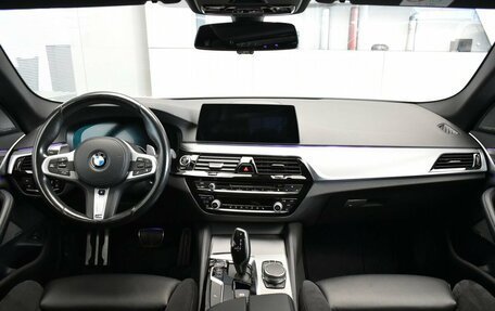 BMW 5 серия, 2019 год, 4 297 000 рублей, 10 фотография
