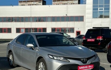 Toyota Camry, 2020 год, 2 990 000 рублей, 1 фотография