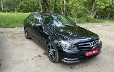 Mercedes-Benz C-Класс, 2013 год, 1 750 000 рублей, 1 фотография