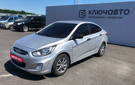 Hyundai Solaris II рестайлинг, 2013 год, 842 000 рублей, 1 фотография