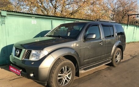 Nissan Pathfinder, 2007 год, 1 125 000 рублей, 1 фотография