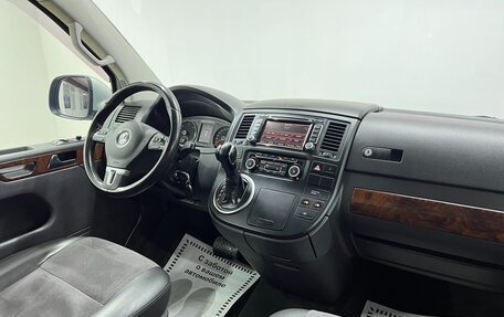 Volkswagen Multivan T5, 2012 год, 2 600 000 рублей, 17 фотография