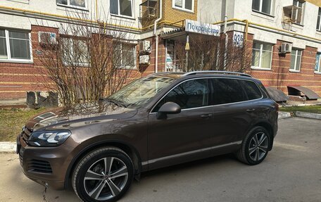 Volkswagen Touareg III, 2011 год, 2 190 000 рублей, 3 фотография