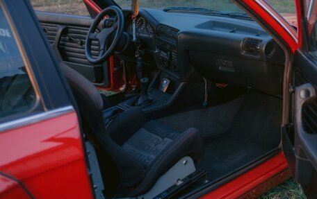 BMW 3 серия, 1987 год, 1 100 000 рублей, 8 фотография