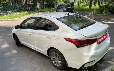 Hyundai Solaris II рестайлинг, 2018 год, 1 100 000 рублей, 5 фотография
