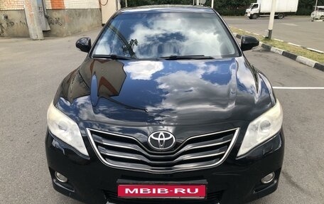 Toyota Camry, 2011 год, 1 550 000 рублей, 1 фотография