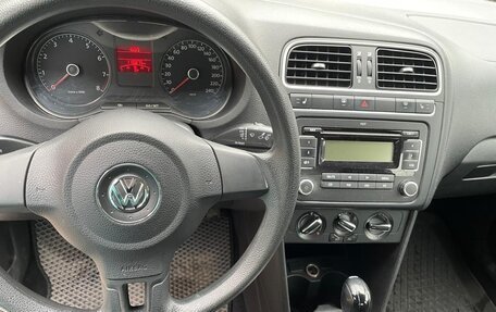 Volkswagen Polo VI (EU Market), 2012 год, 1 100 000 рублей, 12 фотография