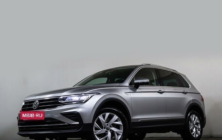 Volkswagen Tiguan II, 2021 год, 3 600 000 рублей, 18 фотография