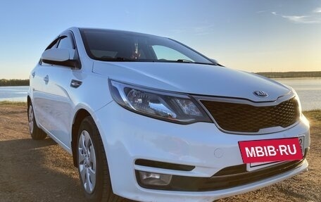 KIA Rio III рестайлинг, 2015 год, 1 050 000 рублей, 3 фотография