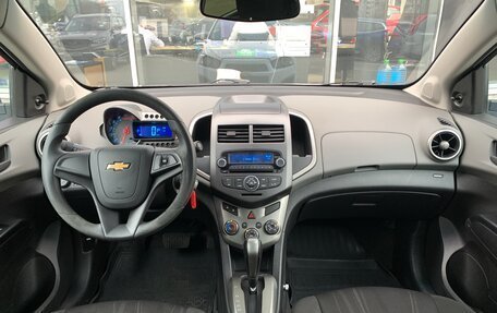 Chevrolet Aveo III, 2012 год, 600 000 рублей, 9 фотография
