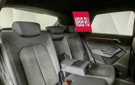 Audi Q3, 2019 год, 3 425 000 рублей, 15 фотография