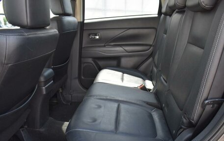 Mitsubishi Outlander III рестайлинг 3, 2012 год, 1 469 000 рублей, 10 фотография