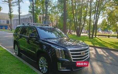 Cadillac Escalade IV, 2019 год, 7 500 000 рублей, 2 фотография