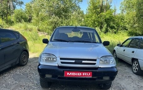 Chevrolet Niva I рестайлинг, 2005 год, 215 000 рублей, 1 фотография