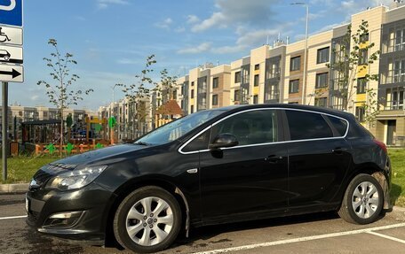 Opel Astra J, 2014 год, 890 000 рублей, 3 фотография
