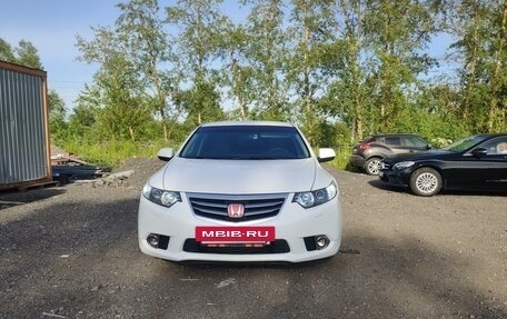 Honda Accord VIII рестайлинг, 2012 год, 1 400 000 рублей, 2 фотография