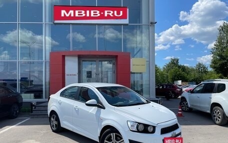 Chevrolet Aveo III, 2014 год, 739 000 рублей, 3 фотография