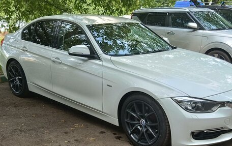 BMW 3 серия, 2012 год, 1 710 000 рублей, 2 фотография