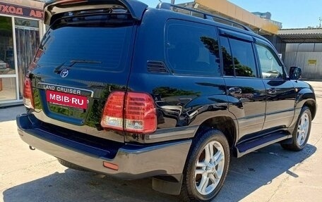 Toyota Land Cruiser 100 рестайлинг 2, 2007 год, 2 999 000 рублей, 6 фотография