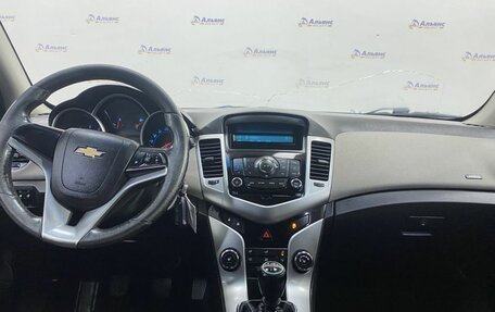 Chevrolet Cruze II, 2012 год, 775 000 рублей, 9 фотография