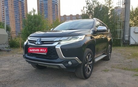 Mitsubishi Pajero Sport III рестайлинг, 2017 год, 3 800 000 рублей, 1 фотография