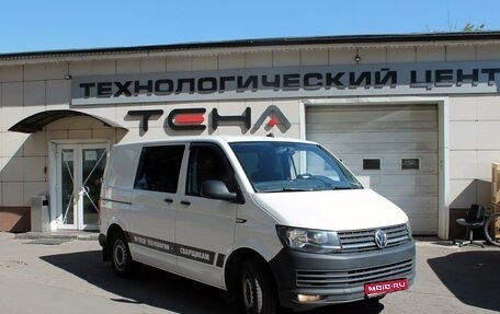 Volkswagen Transporter T6 рестайлинг, 2017 год, 3 150 000 рублей, 1 фотография