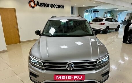 Volkswagen Tiguan II, 2020 год, 2 549 000 рублей, 4 фотография
