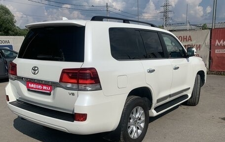 Toyota Land Cruiser 200, 2016 год, 6 100 000 рублей, 4 фотография