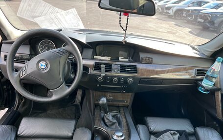 BMW 5 серия, 2005 год, 1 000 000 рублей, 3 фотография
