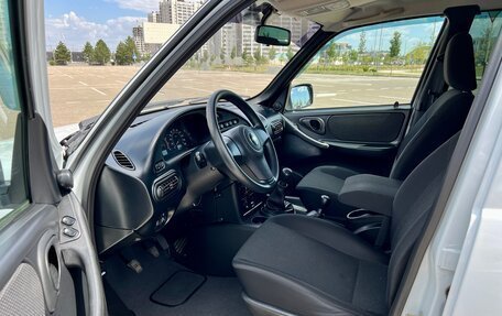 Chevrolet Niva I рестайлинг, 2017 год, 950 000 рублей, 10 фотография