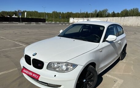 BMW 1 серия, 2010 год, 750 000 рублей, 8 фотография